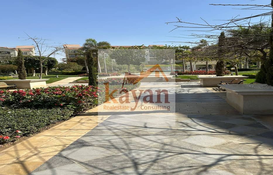 8 c2654ebe-302b-4d40-a712-137cff821a19. jpg