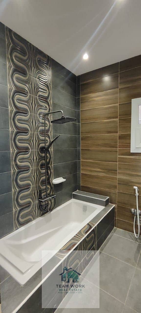 8 2cb19783-3444-432a-9454-8ee0fc36f3d8. jpg