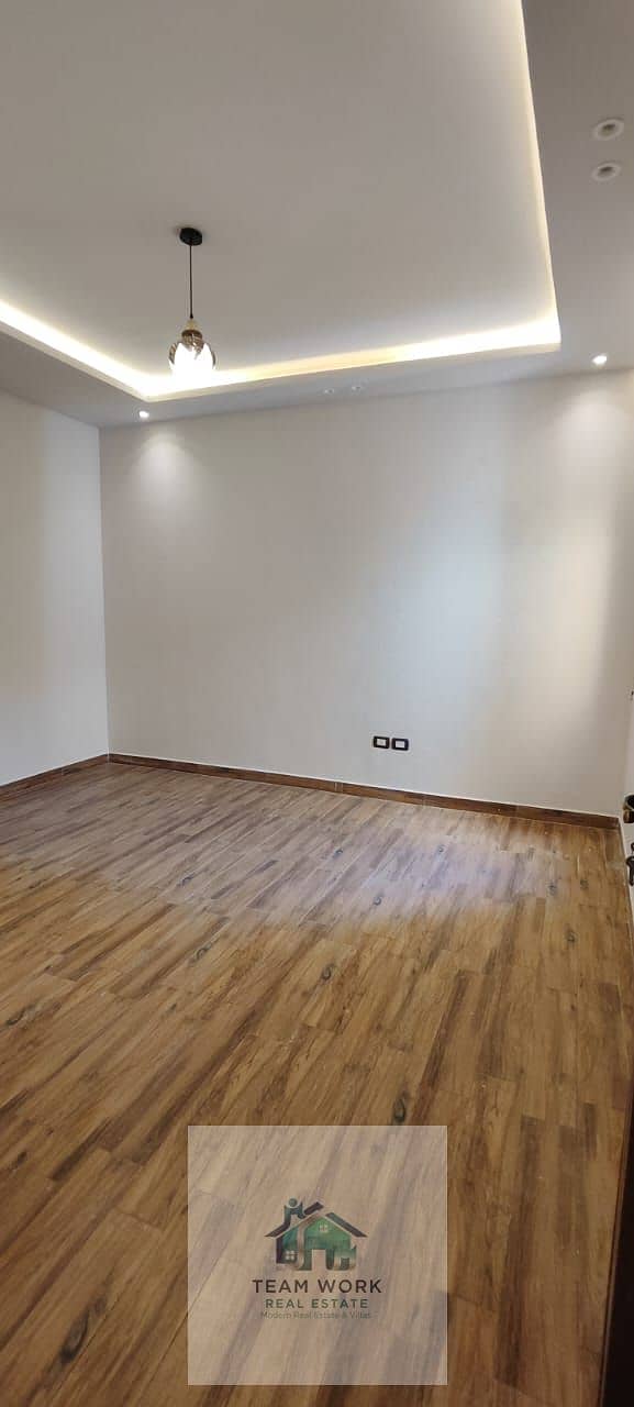 10 3b5d06ba-da6a-4b94-91ff-3d60b0397570. jpg