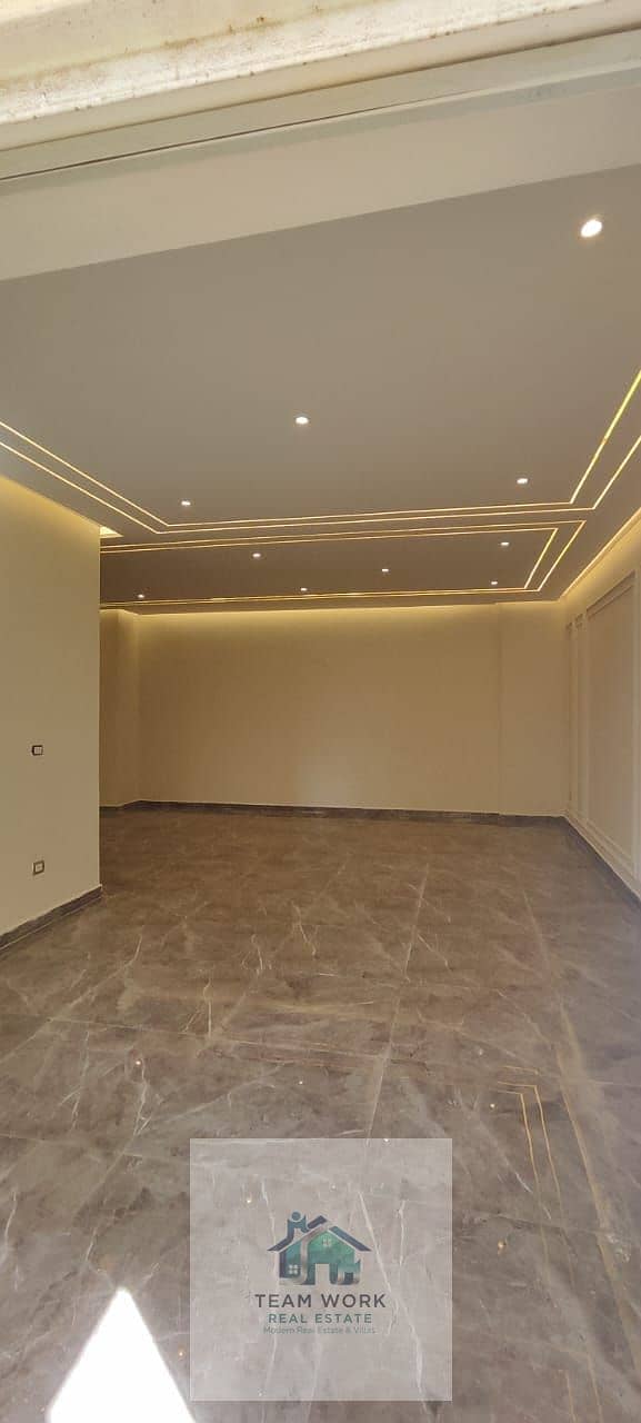 13 b68895b8-7cd4-4d4b-9106-0220da324244. jpg