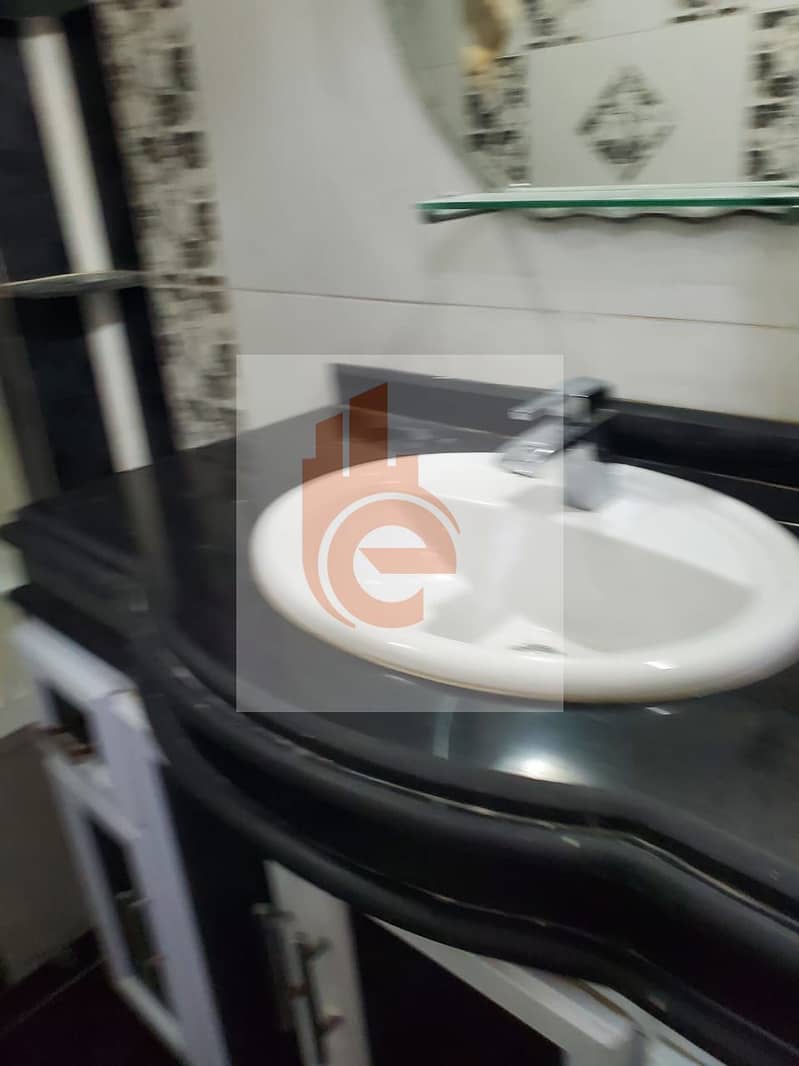 9 e2ccc049-67f7-48ed-b025-728127b2f0c9. jpg