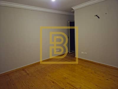 شقة 3 غرف نوم للبيع في كفر عبدو، الإسكندرية - IMG-20251119-WA0007. jpg