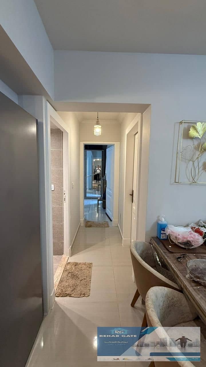 8 7dbc17e6-89f4-4f9e-a9d0-8fb16823ed03. jpg