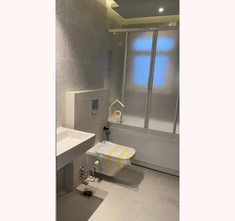 10 WhatsApp Image 2025-11-13 at 8.47. 23 PM. jpg