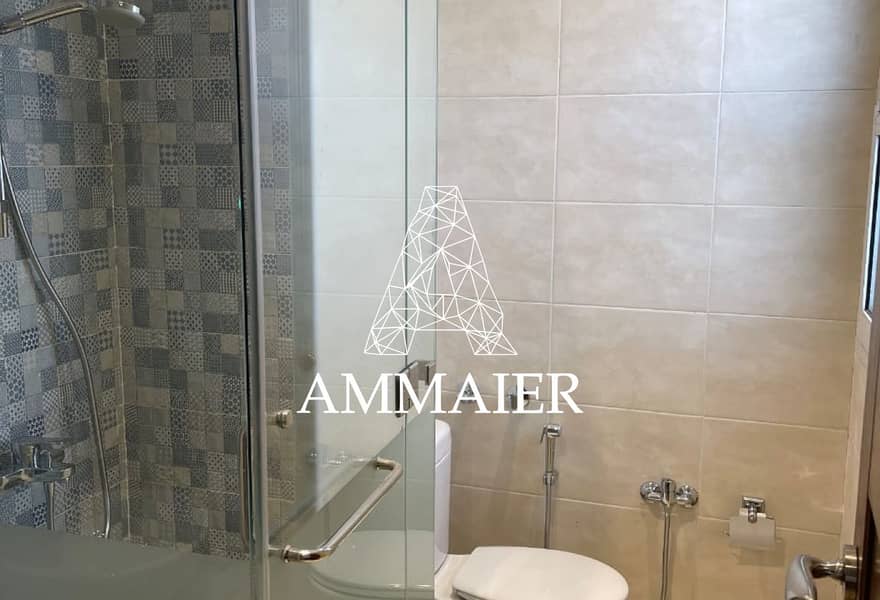 3 04ba2983-dbc4-4908-beb2-2f54dd7c1170. jpg