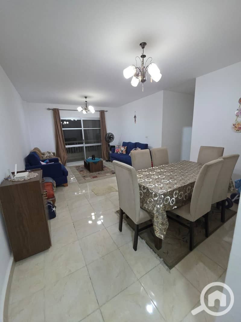 4 915c02bd-485f-43fc-b154-26b35ffbd7f2. jpg