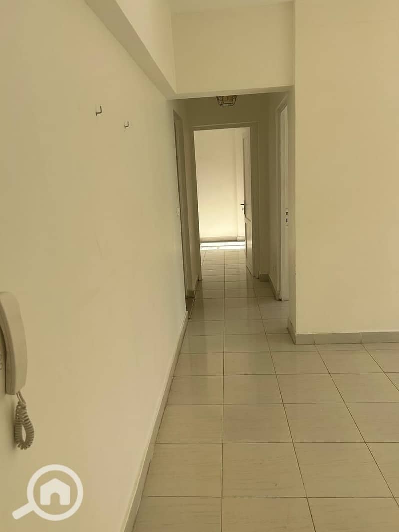 5 ab1901d7-5d33-47e3-b442-6594b1a7f54f. jpeg