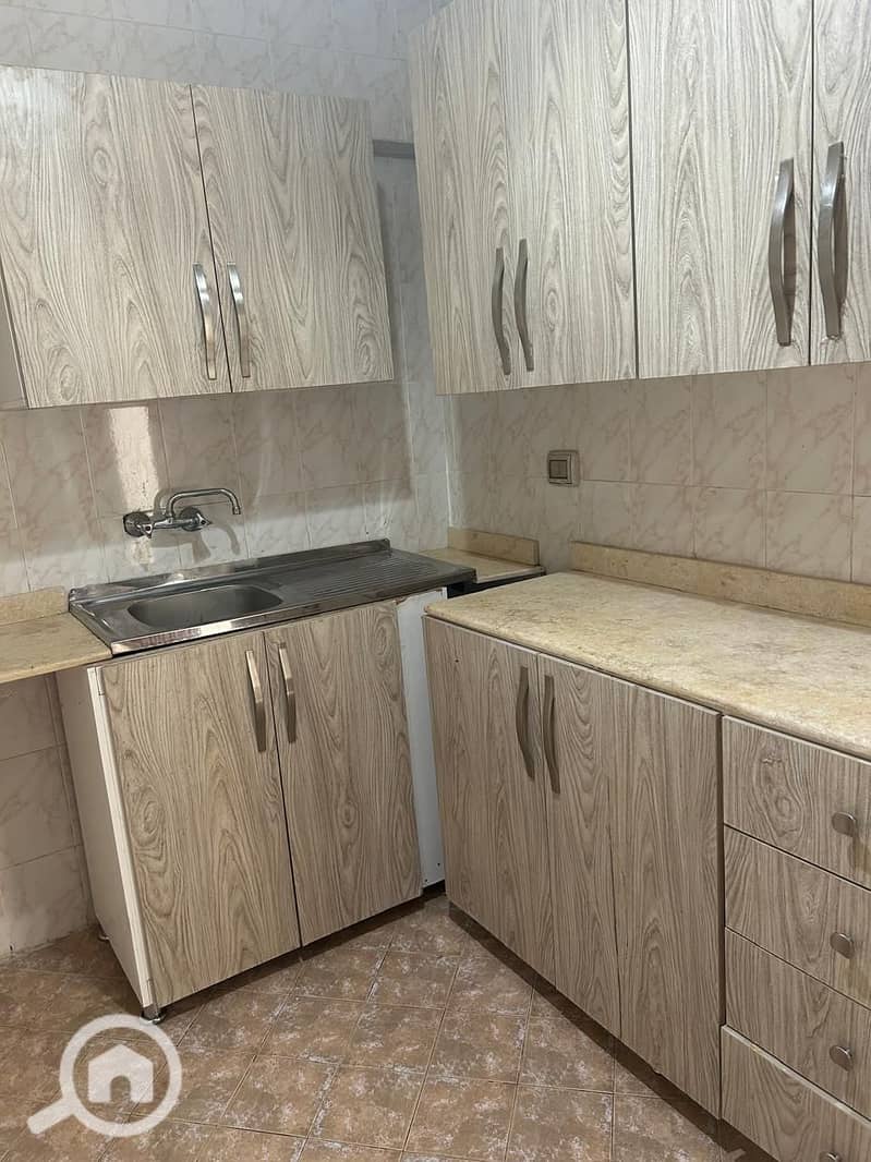 10 e6a8fc80-631b-4b87-80da-97c758ace0ed. jpeg