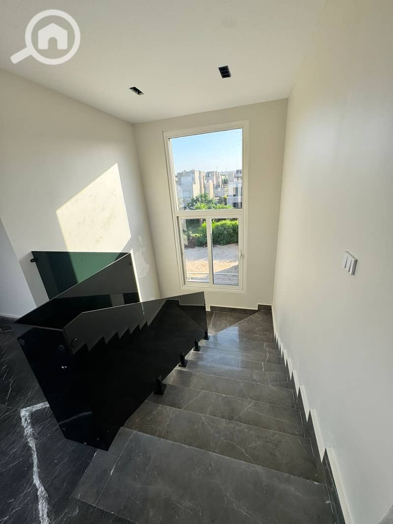 9 WhatsApp Image 2025-11-19 at 12.56. 59_740be9e6. jpg