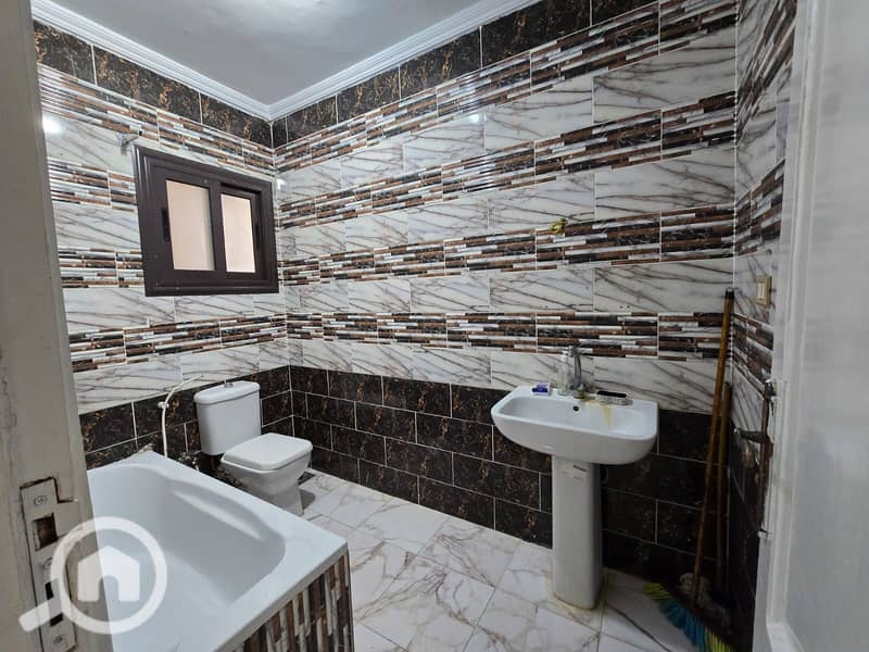 3 IMG-20251118-WA0094. jpg