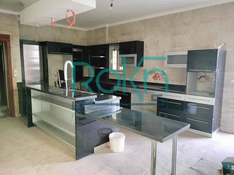 11 1f37003d-a0cc-4858-a5b3-b1fa5e506bdc. jpg