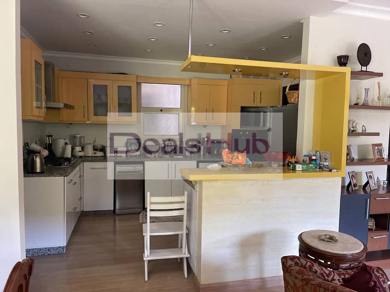 10 02ba1535-963d-4a05-8466-ec33ff42e563. jpg