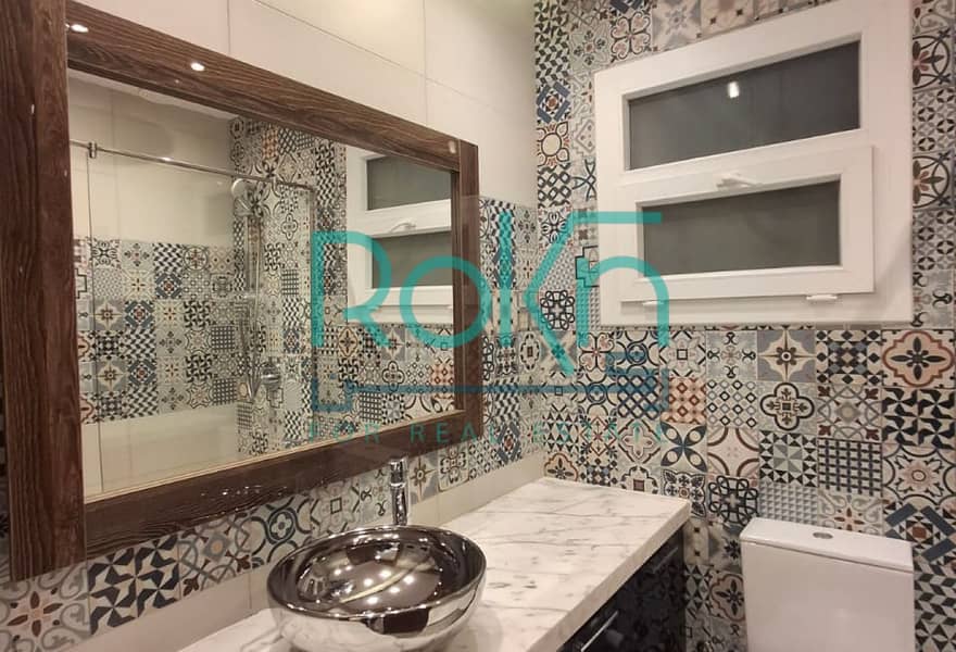 3 fd6962a4-b437-467b-85af-019e156290c6. jpg