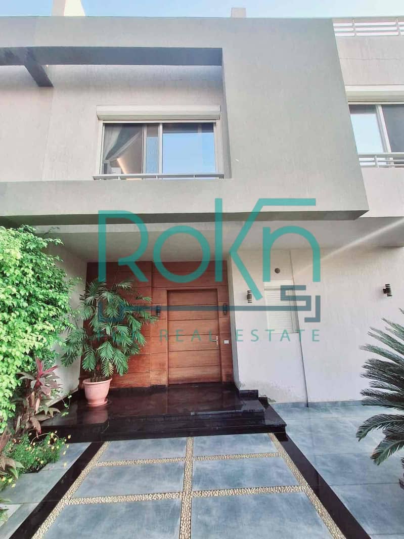 10 e31712ad-61c4-4810-9910-61039f603990. jpg