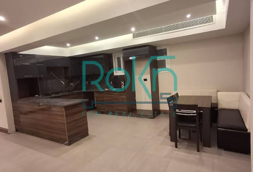 4 403d6c15-f437-4c58-9bb5-22f0cf4a3b0d. jpg