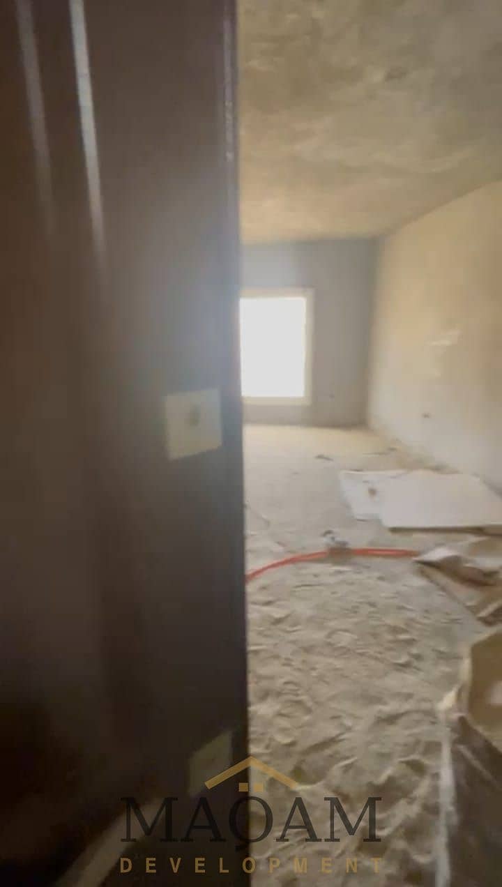 4 WhatsApp Image 2025-11-19 at 13.50. 00_1cf3a519. jpg