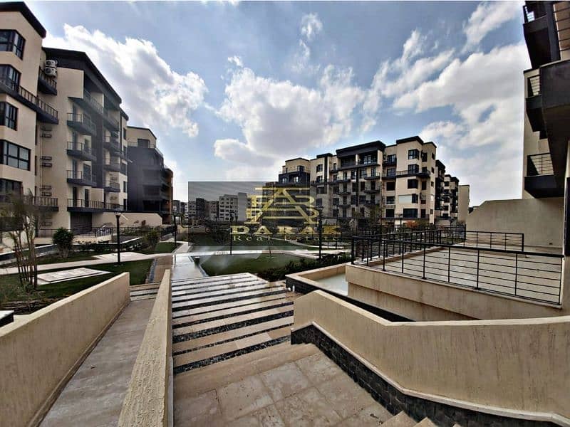 5 db5b6dcc-14f8-40f5-9d75-600e25674b3e. jpg