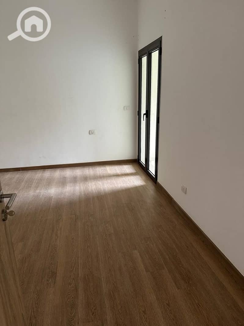 6 WhatsApp Image 2025-11-19 at 1.49. 12 PM (1). jpeg