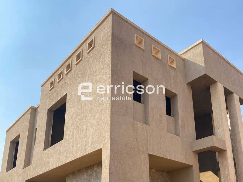 4 Untitled design (11). jpg