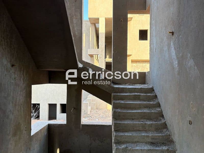 5 Untitled design (12). jpg