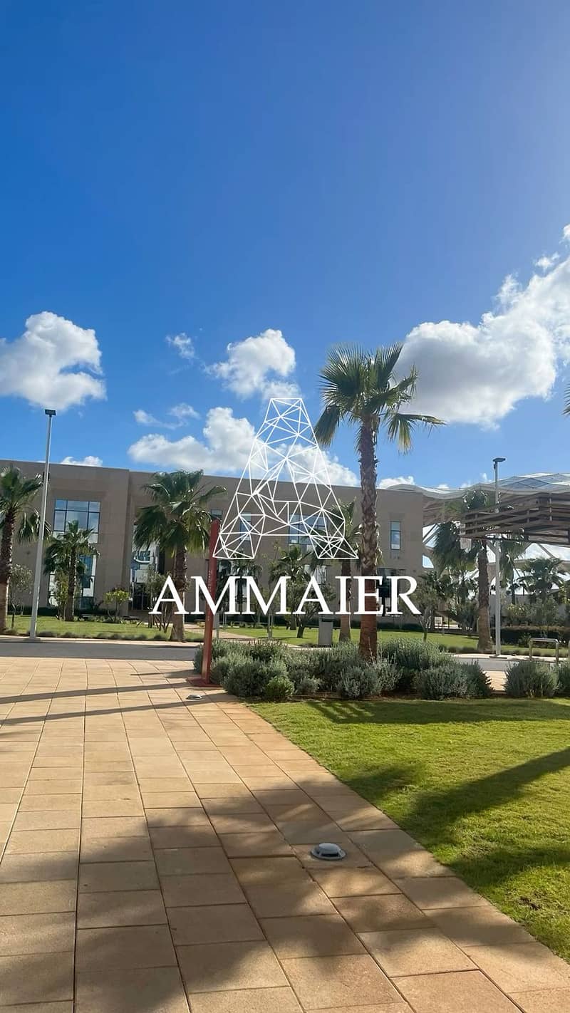 10 8f2819f8-3c2a-4028-b328-a8ca3854193d. jpg