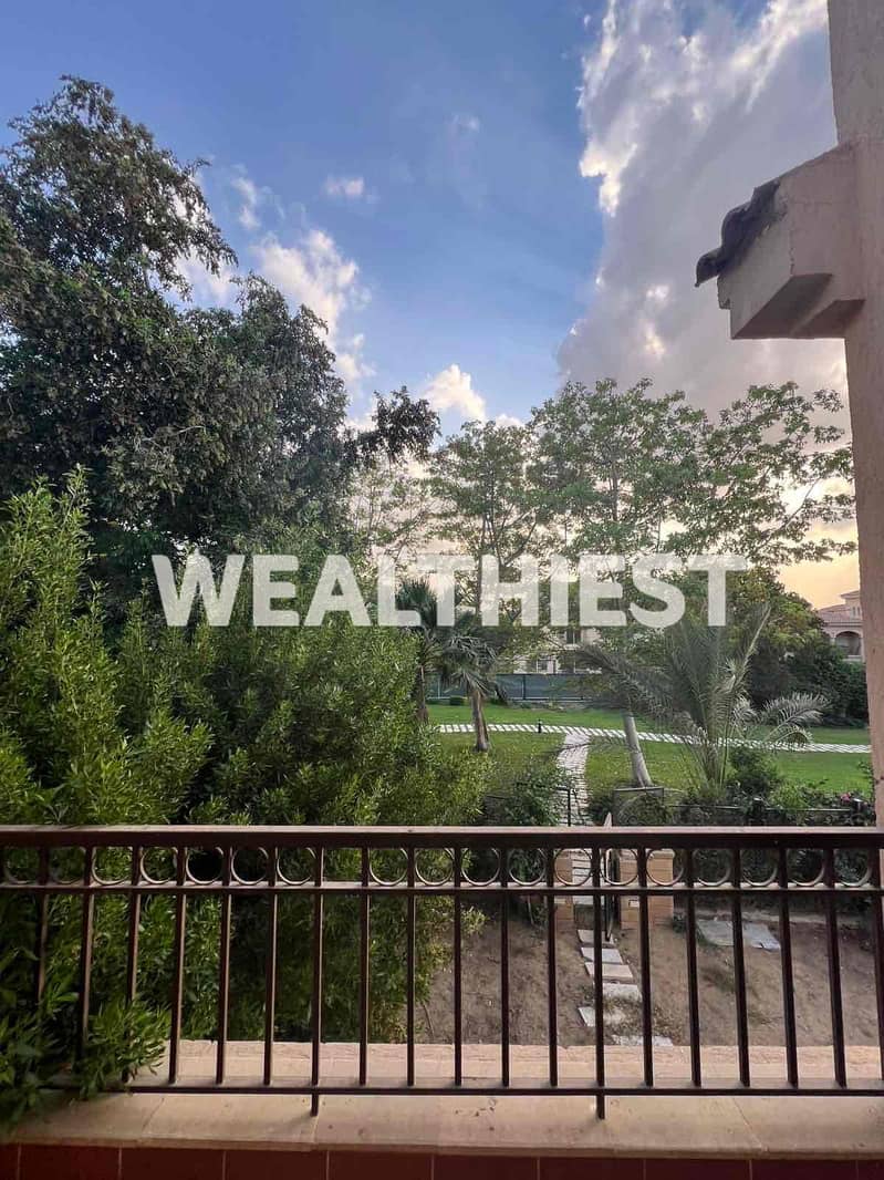 5 4d132b01-6dc6-4c27-8596-93cfa675f6c4. jpg