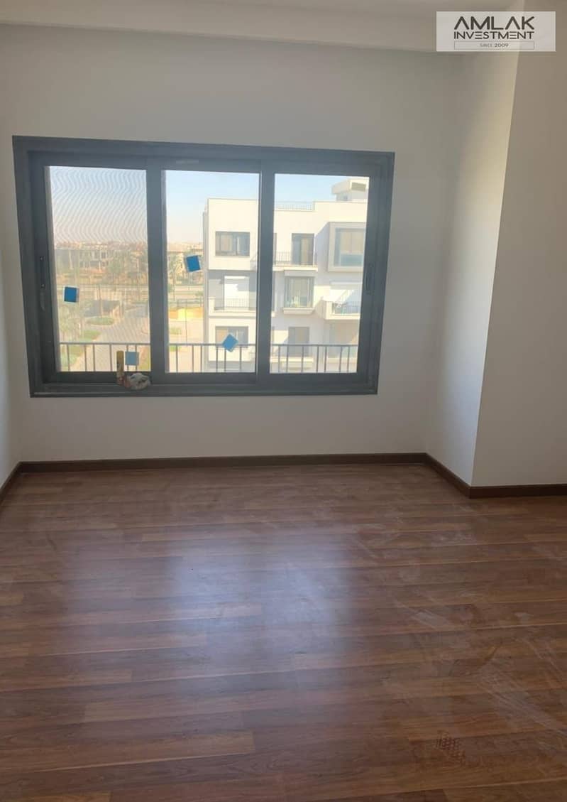 4 be983bb1-8de3-4d71-85b2-e9d920fe1bc5. jpeg