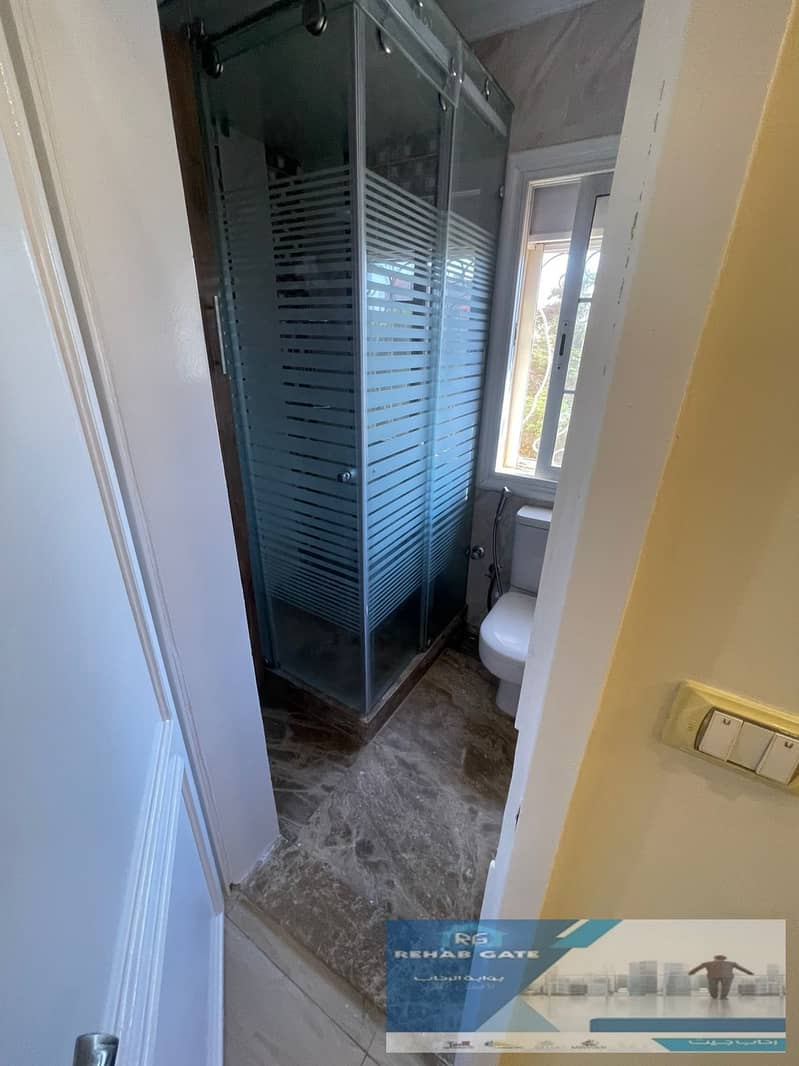 18 8476f10b-635b-46ae-988e-1cfb5ee02225. jpeg