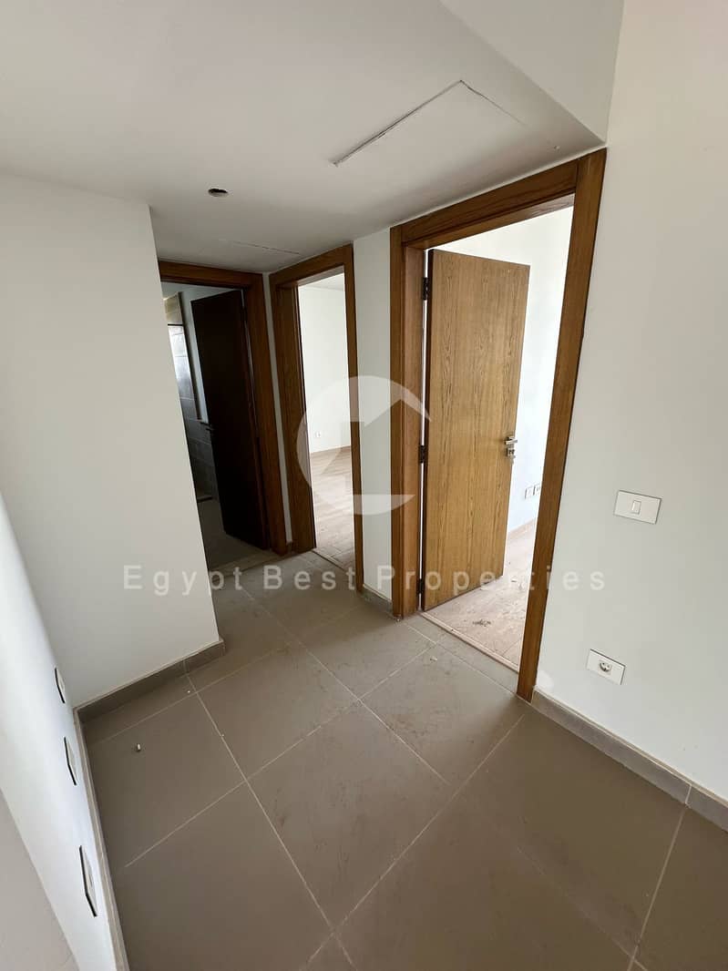 11 WhatsApp Image 2025-11-18 at 14.40. 26_ddc44ba2. jpg