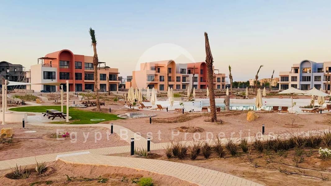 9 9fe7035c-8fd6-4594-9e4b-3d882efbc24d. jpeg