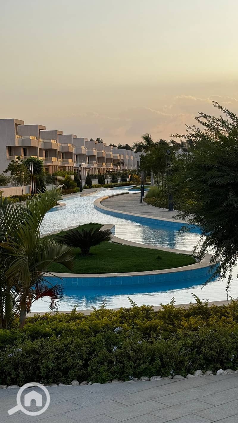 3 WhatsApp Image 2025-11-18 at 19.43. 12_8d1d09a9. jpg