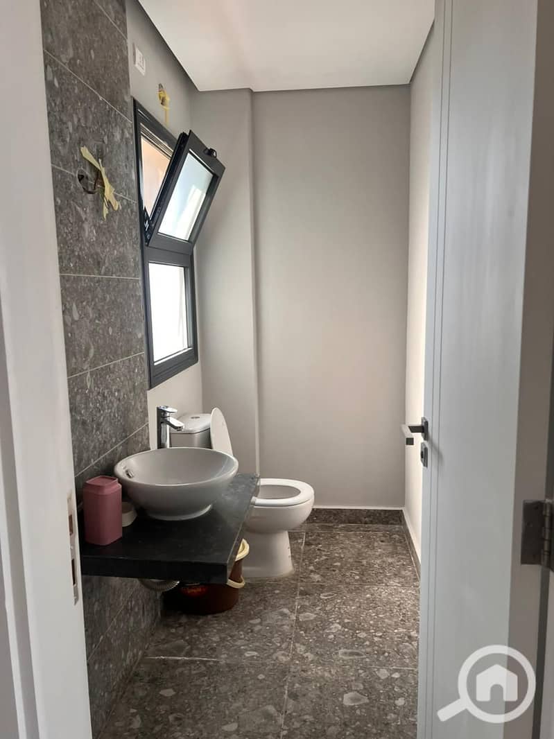 11 IMG-20251118-WA0228. jpg