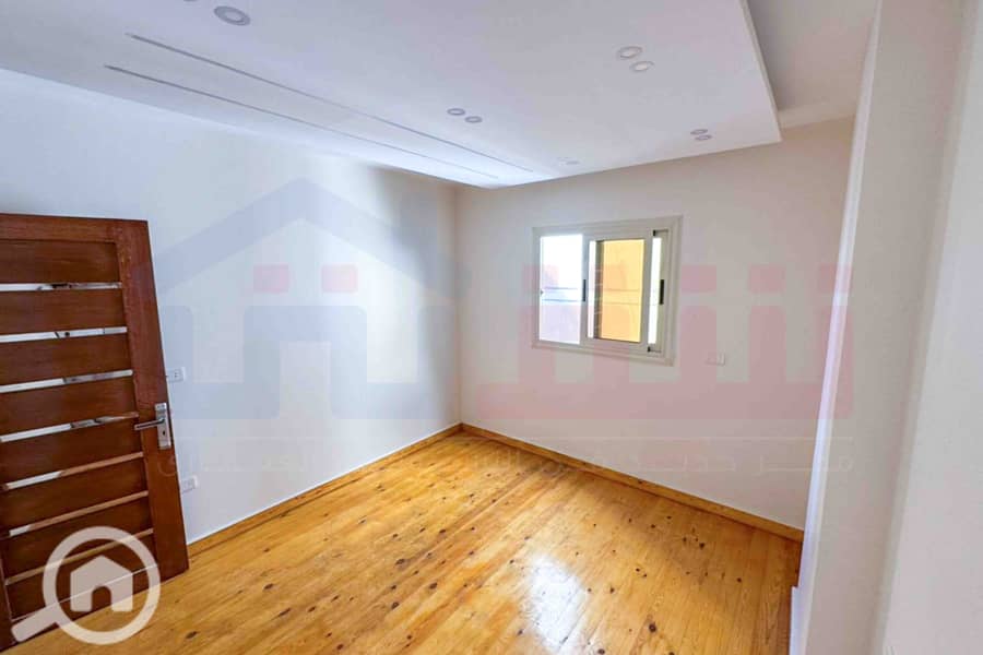 10 WhatsApp Image 2025-11-12 at 2.46. 16 PM (1). jpg