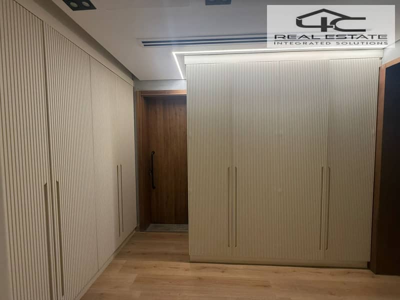 7 WhatsApp Image 2025-11-19 at 12.33. 45 PM (1). jpeg