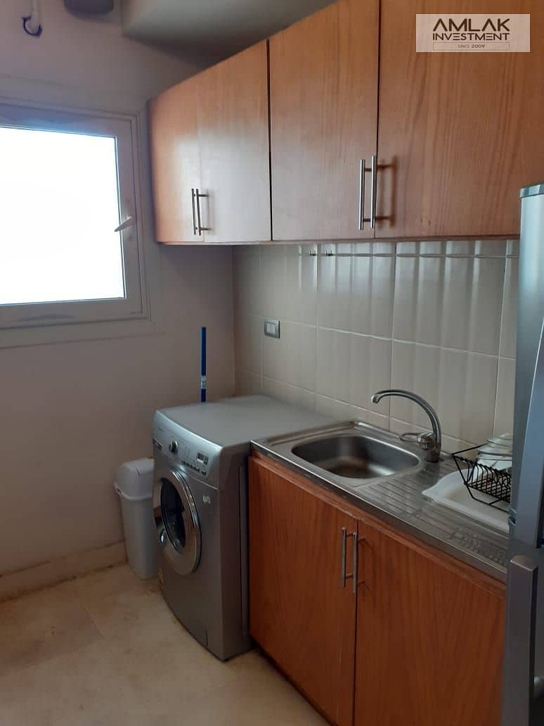 6 b7281ed1-78c9-4dd7-aa01-cd76f3795fb1. jpeg