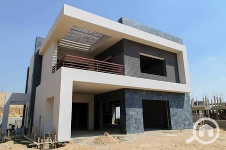 4 Bedroom Villa for Sale in Sheikh Zayed, Giza - 2-El-Karma-4-Compound-El-Sheikh-Zayed-City-65. jpg
