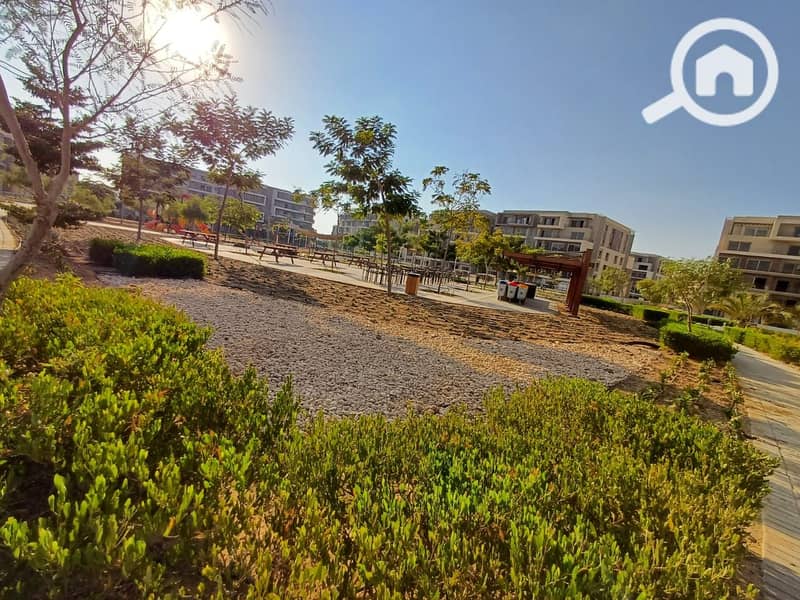 10 b17a9419-047e-4fb4-957d-510bab0d25ce(1). jpg