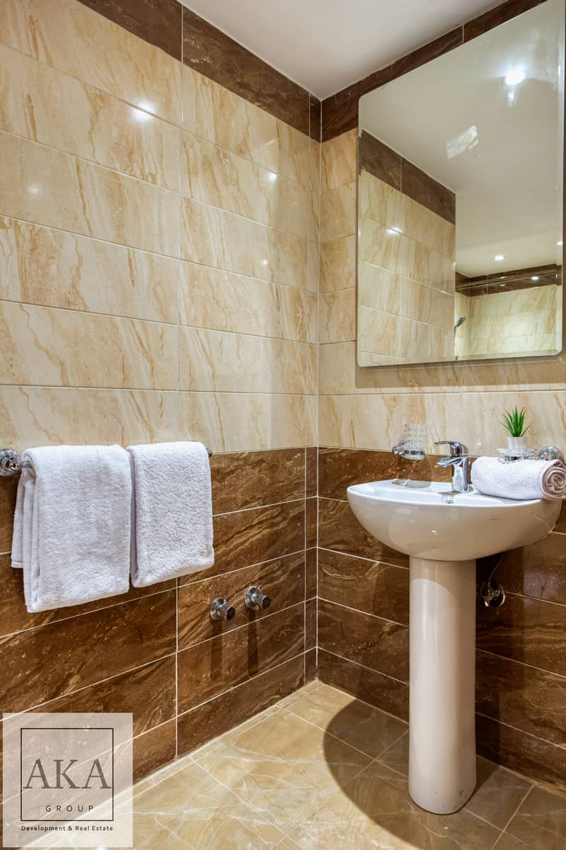 14 IMG_5502-Edit. jpg