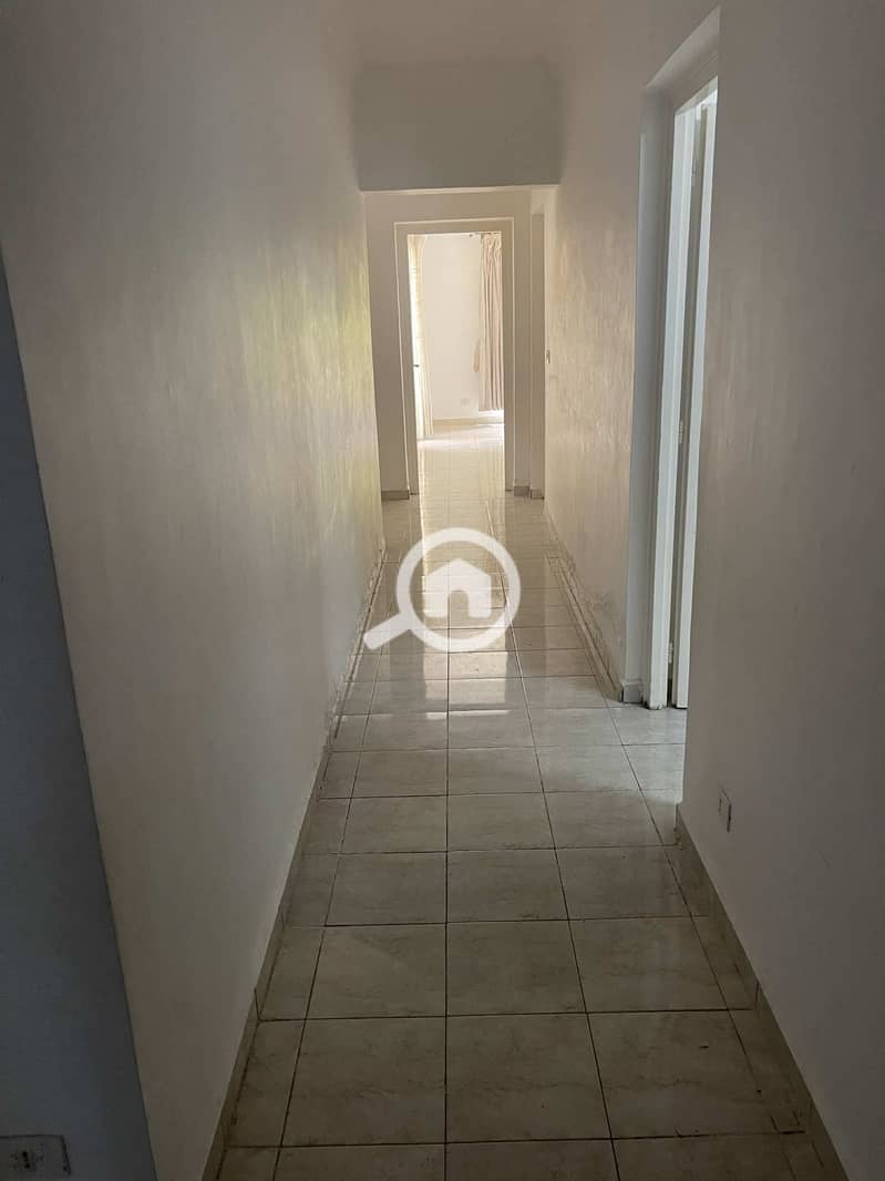 6 b13ab677-be28-4e3f-98d3-0703ce2f9592. jpeg