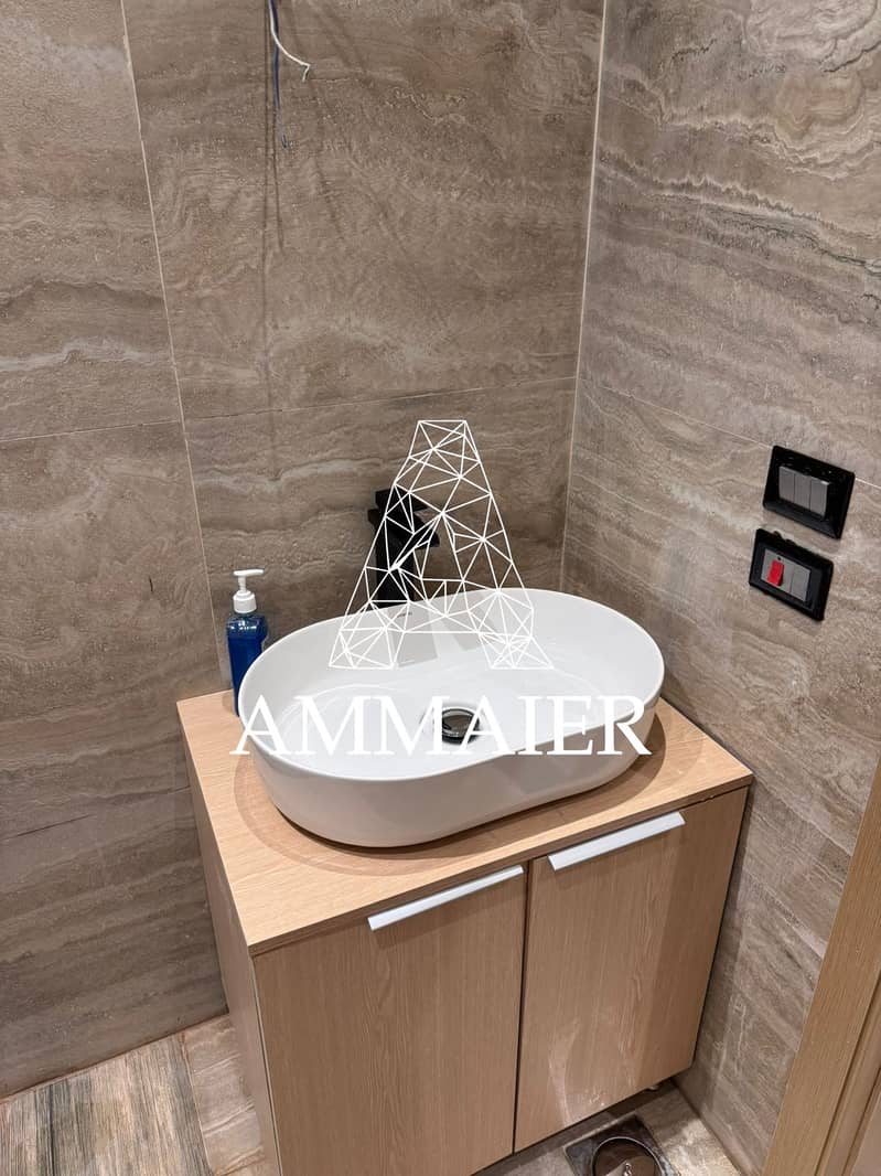 6 0e76ea6e-08c2-400f-a4a0-506441bd9c4f. jpeg