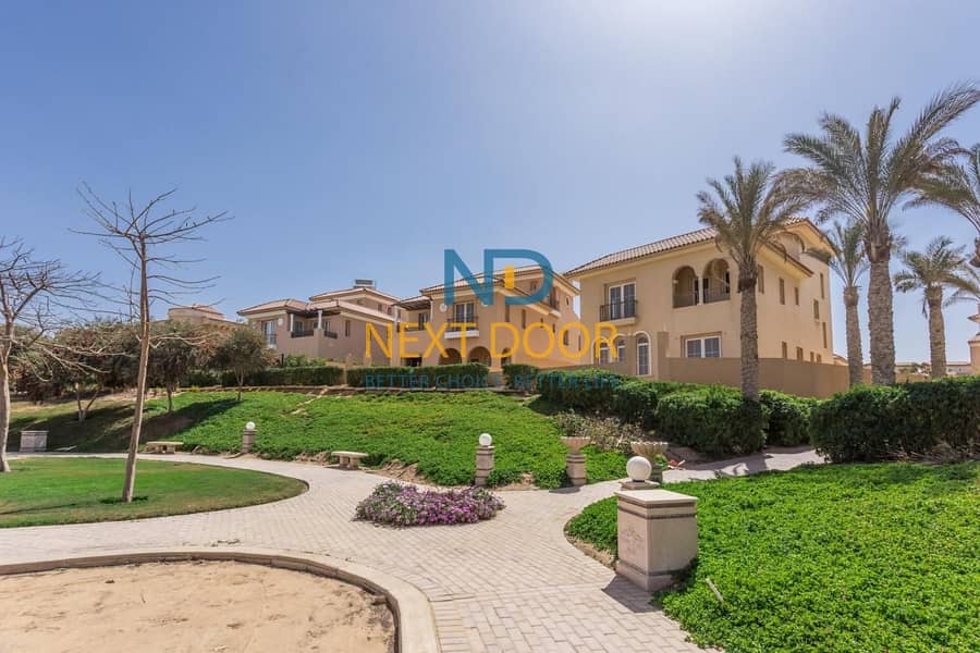 9 Hyde-Park-out-door. jpg