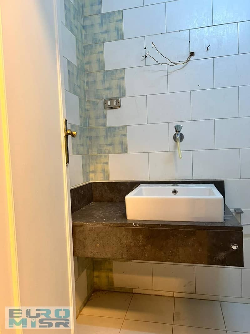 10 IMG-20251118-WA0190. jpg