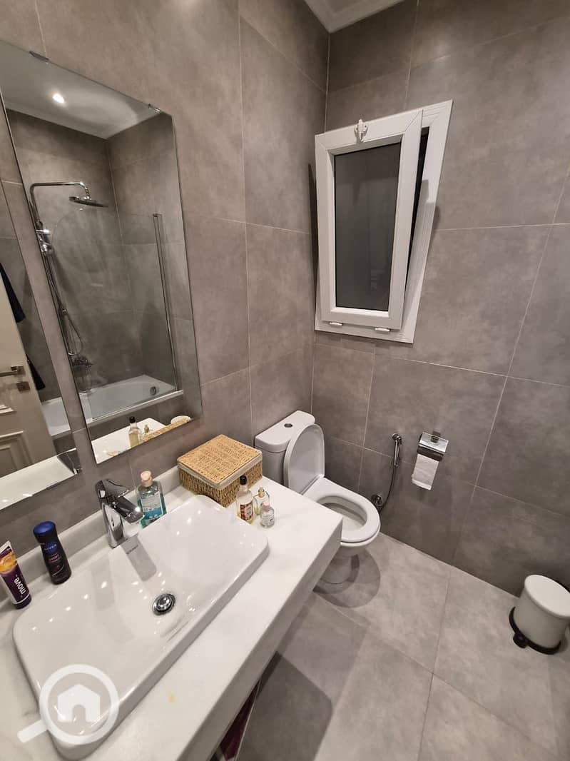 6 WhatsApp Image 2025-11-19 at 2.26. 03 PM (1). jpeg