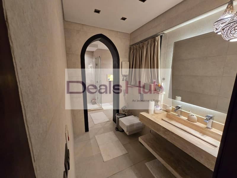 13 3a6ac9da-aeb0-4c63-8054-30b239379dba. jpg