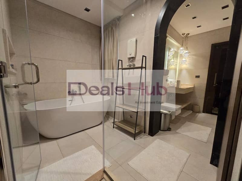 20 1512526a-ff3b-4098-a789-656cb729879f. jpg