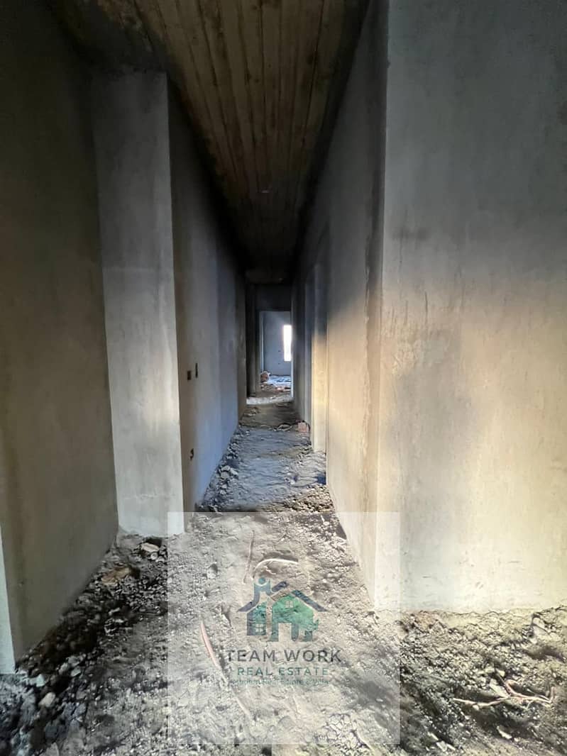 13 33837692-2d1b-49b3-9fe9-ce35344166f3. jpg