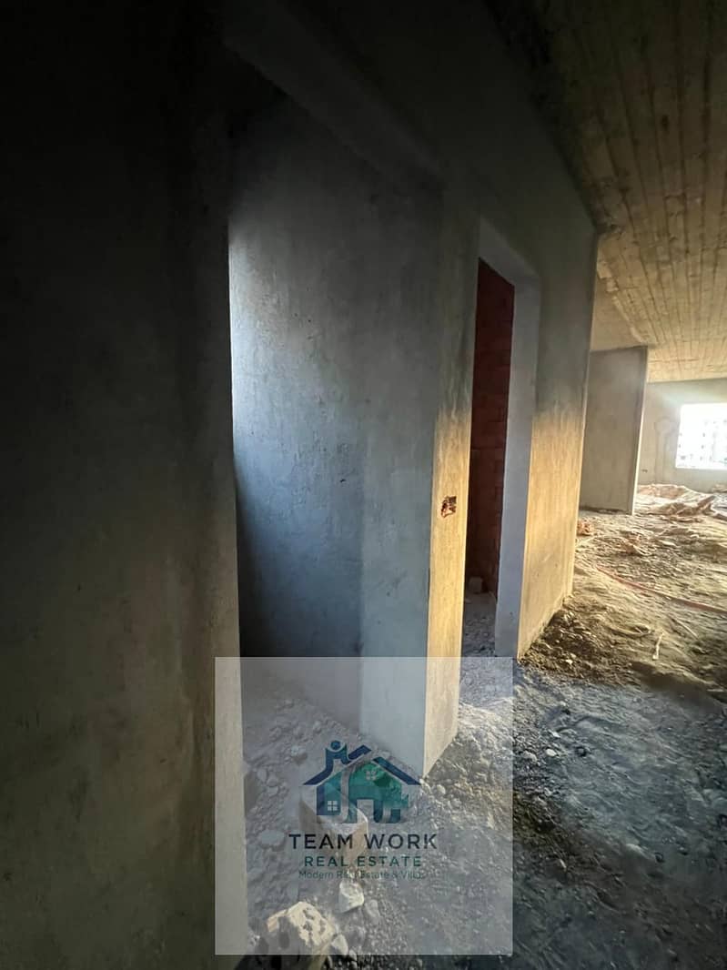 19 e8e6bd63-843f-4e73-89f4-962cc6bc958c. jpg