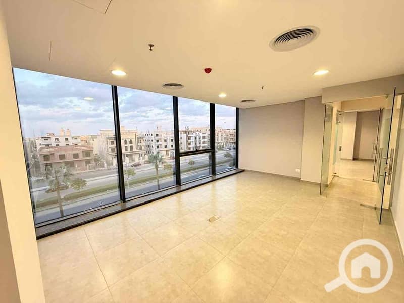 2 7246b8d5-5d8d-44b7-adb0-6d06a949f7cf. jpg