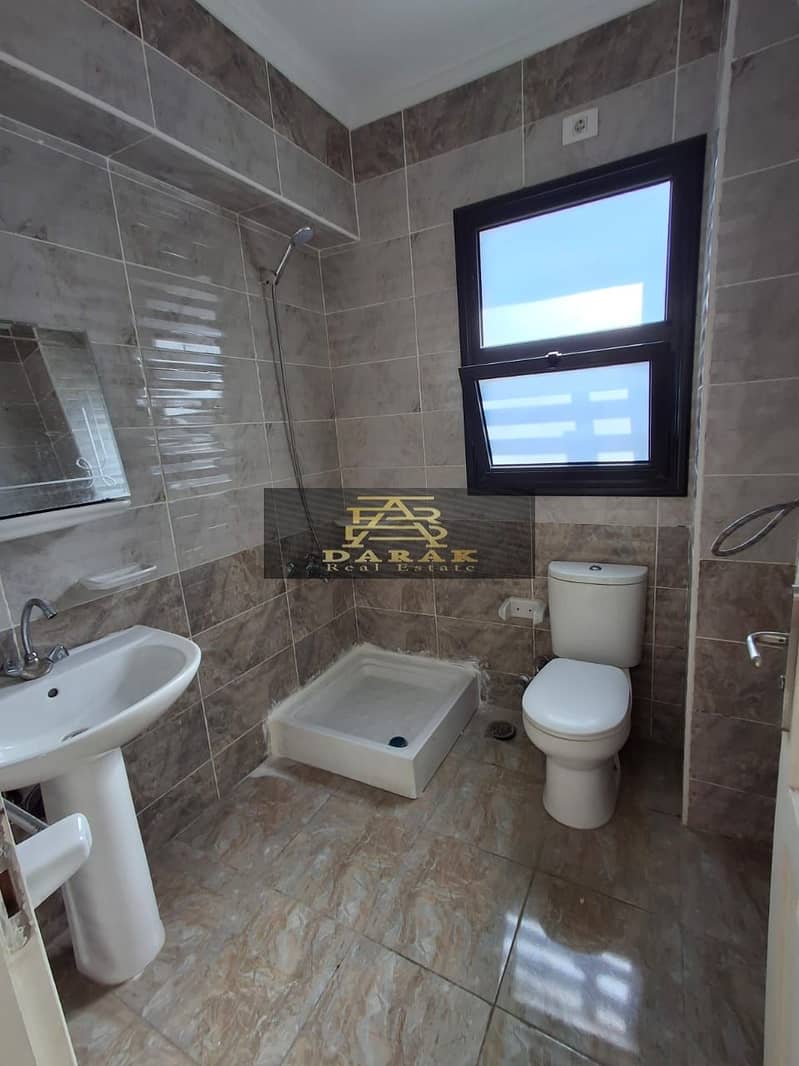 7 55b923c9-bbea-41e6-89a6-08abedd4aa79. jpg