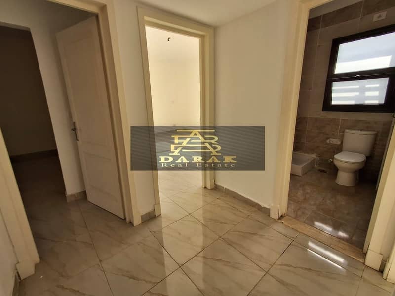 9 93fd5058-b8cf-4147-a7b4-afbee2f5b75b. jpg